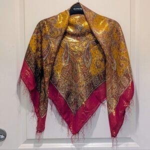 NWOT Beckwoman 36"x36" Gold Metallic Indian Cotton Square Scarf